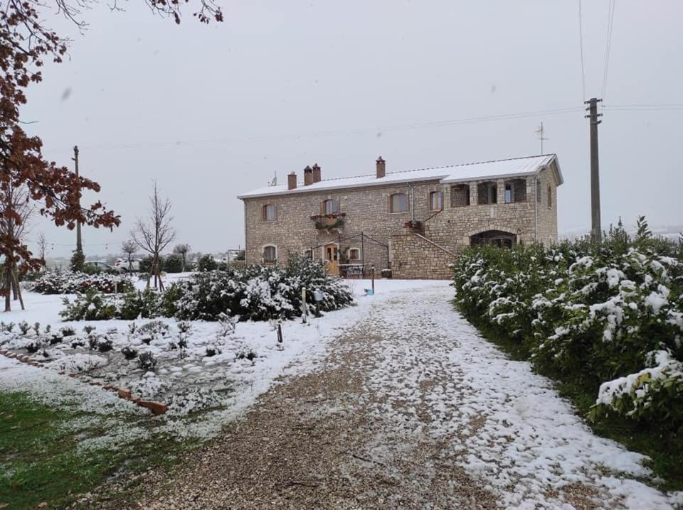 Masseria Fontana dei Fieri Villa Pietrelcina Esterno foto